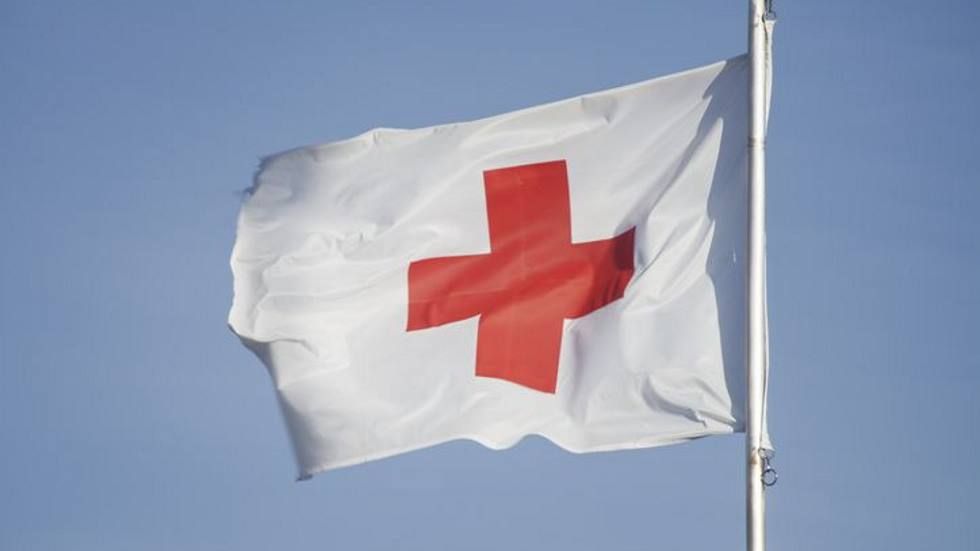 Las autoescuelas ceden a Cruz Roja vehículos y conductores para la atención de personas vulnerables por el coronavirus.
