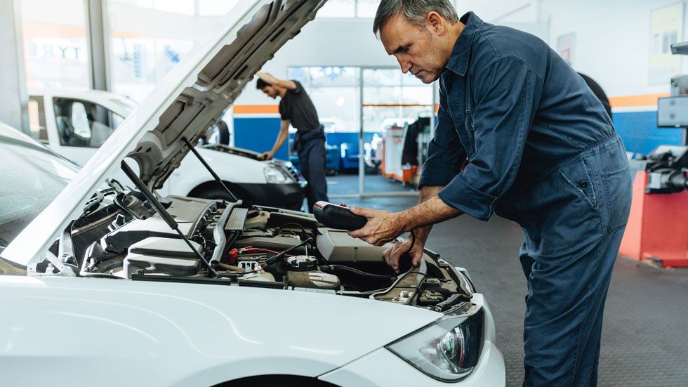 Los modelos de coches y de motos que más fallos dan y más pasan por el taller