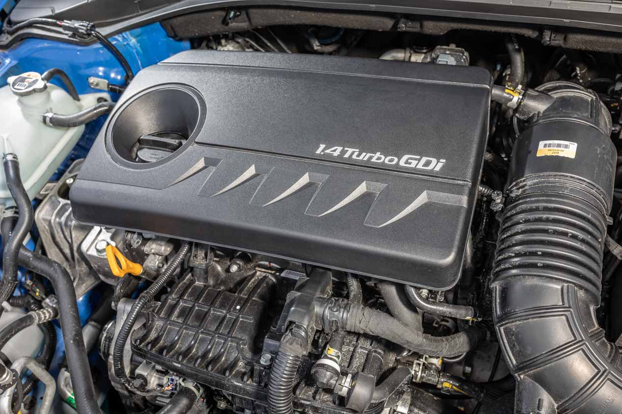 Kia Ceed, Renault Mégane y Skoda Scala: buscamos el mejor compacto de gasolina.