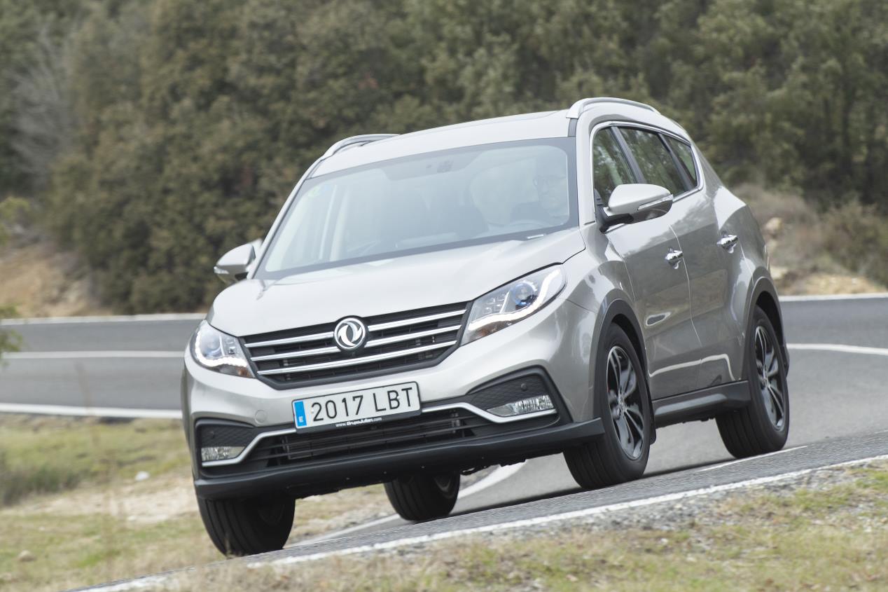 DFSK 580 1.5T 145 CV Luxury GLP: así es el nuevo SUV chino