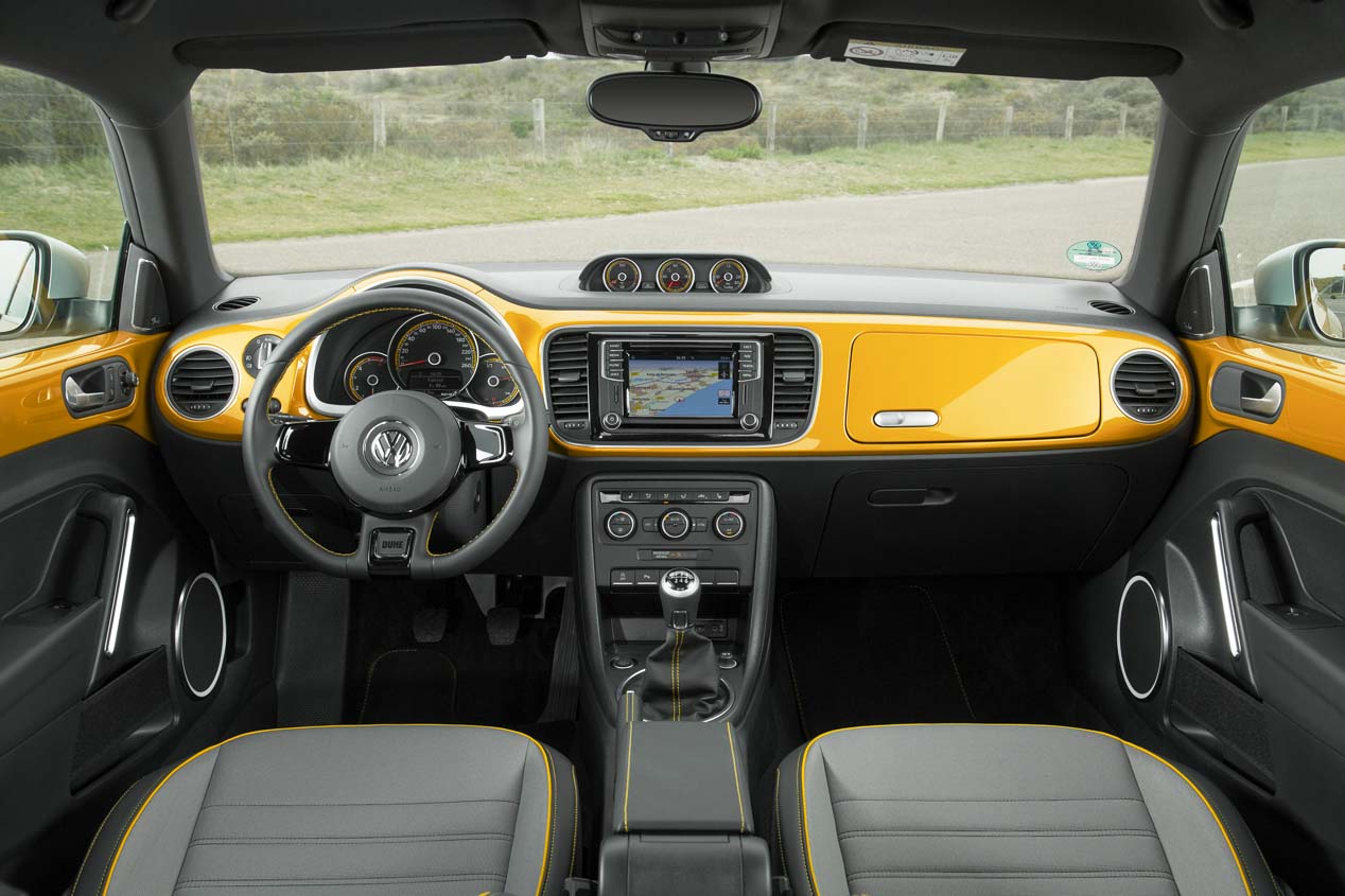Imágenes de los coches que dicen adiós en 2020: Mercedes SLK, Volvo V40, Opel Adam…