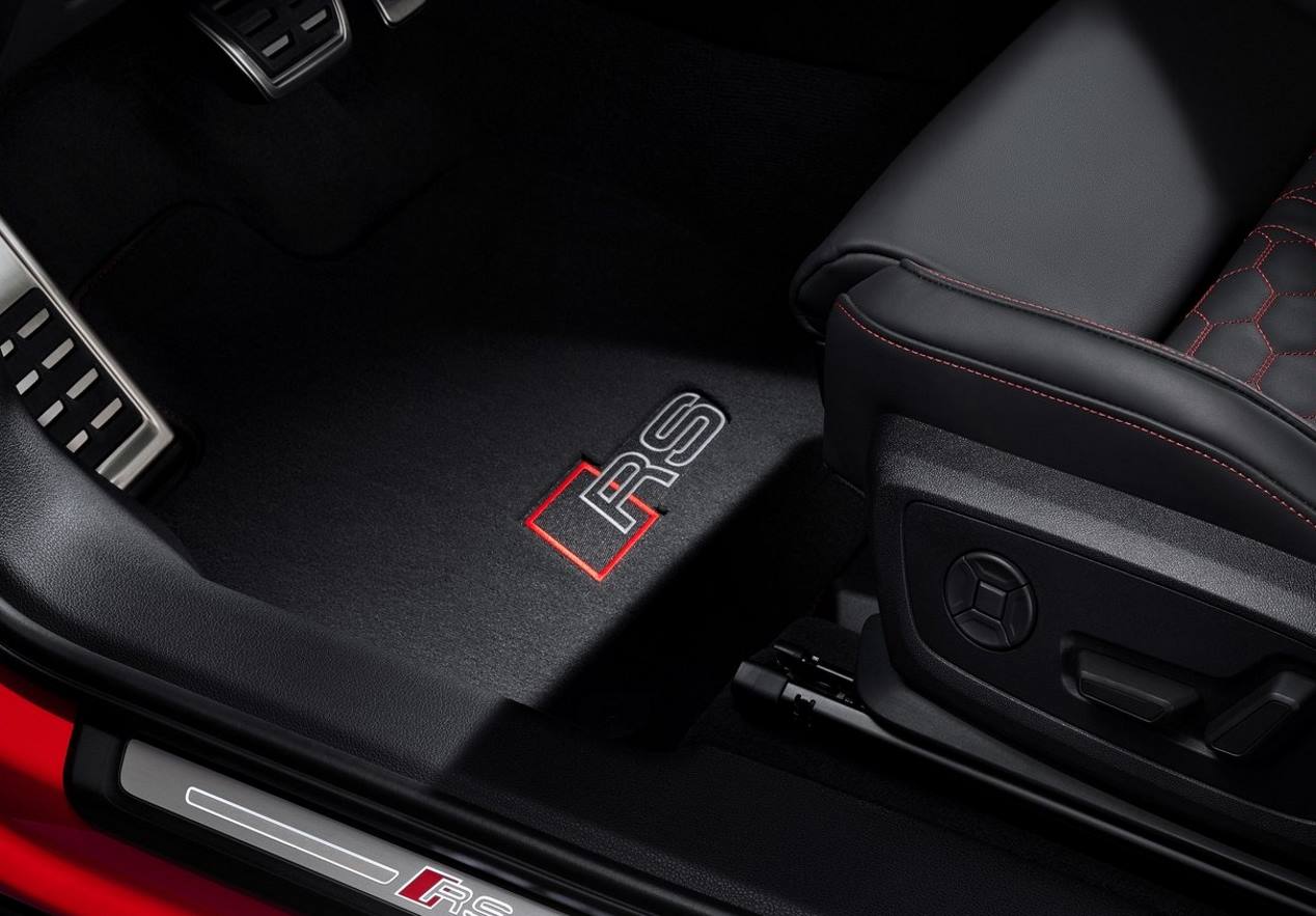 Audi RS 3 Sedán 2021: la berlina deportiva de cuatro puertas se pone a punto
