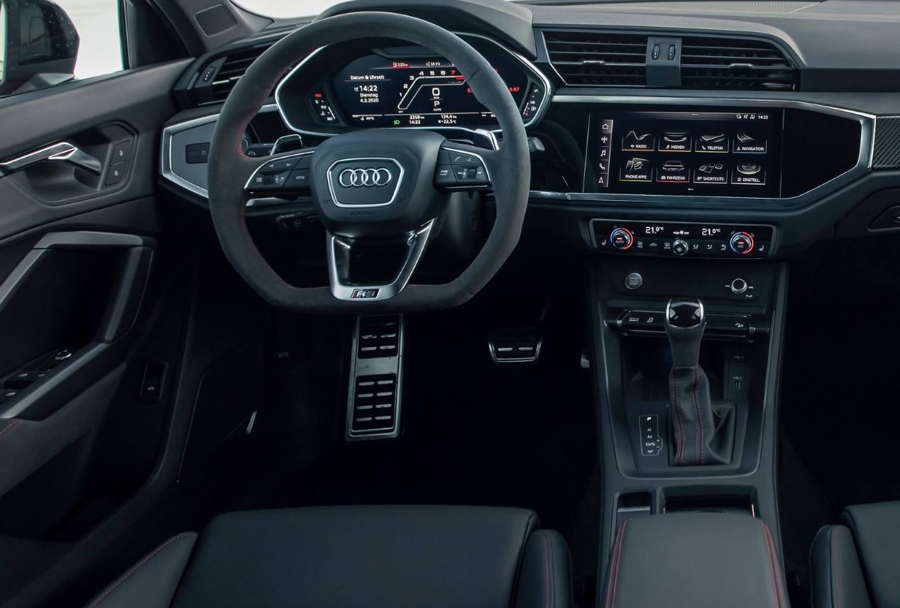 Audi RS 3 Sedán 2021: la berlina deportiva de cuatro puertas se pone a punto
