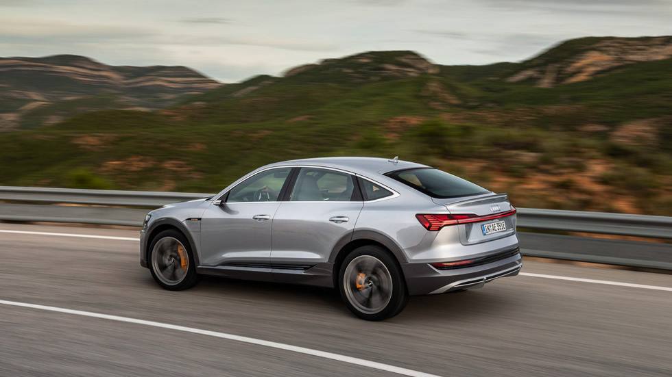 Audi e-tron Sportback: el SUV coupé eléctrico llega a los concesionarios