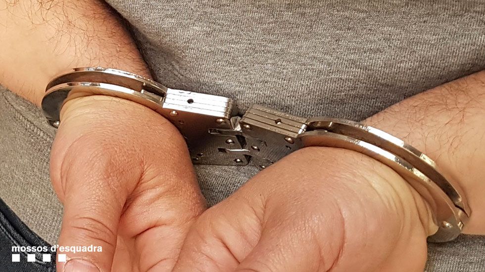 Detenido un individuo que se saltó el confinamiento para robar en 22 coches