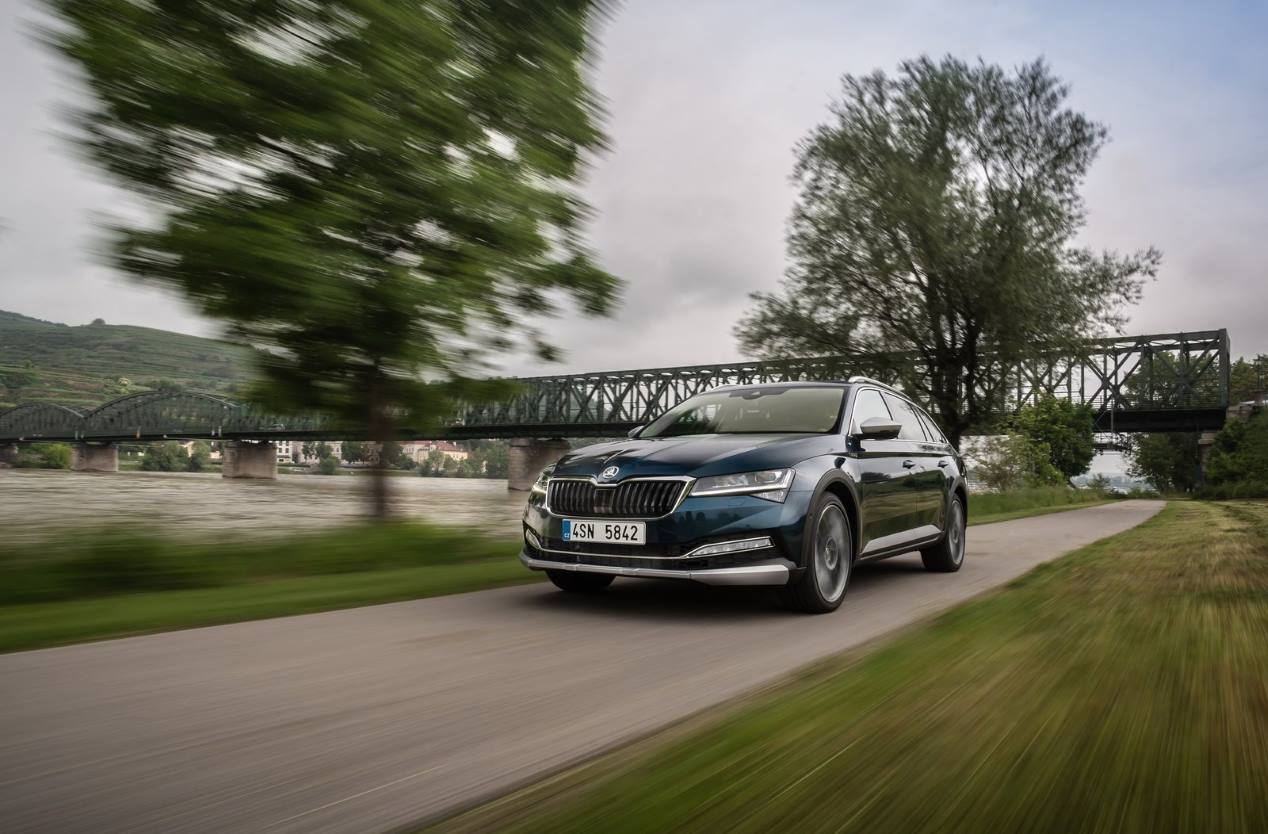 A prueba el Skoda Superb Scout 2.0 TSI 272 CV 4x4