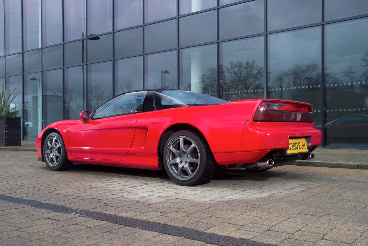 Clásico frente a moderno. Las diferencias y similitudes del Honda NSX