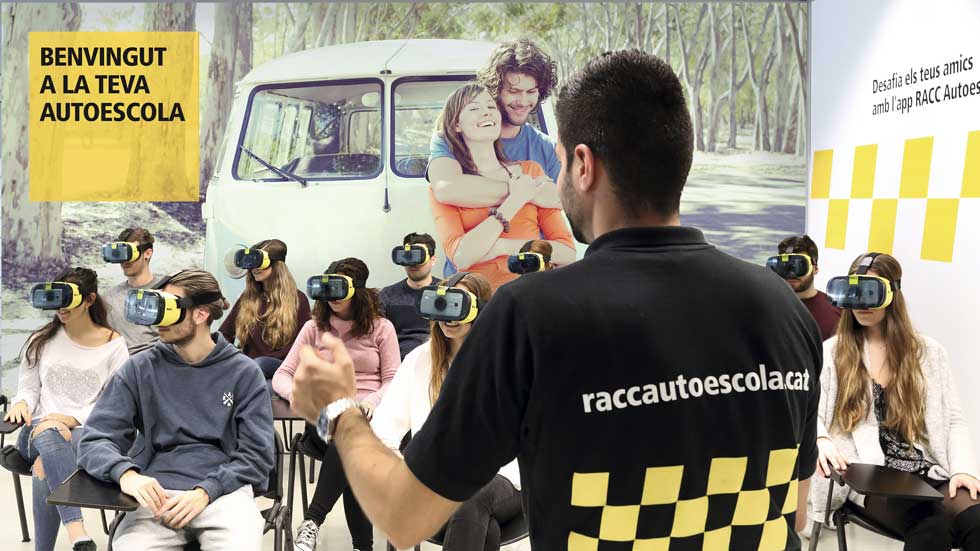 Las autoescuelas del RACC ofrecen cursos online para todo el mundo