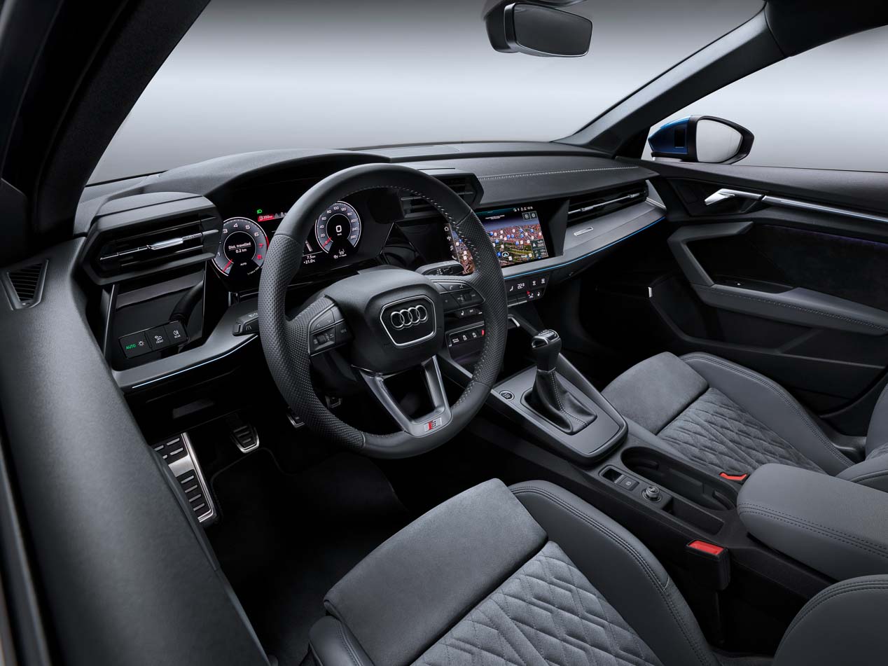 Audi A3 2020 frente a BMW Serie 1 y Mercedes Clase A, ¿quién gana a quién y en qué?