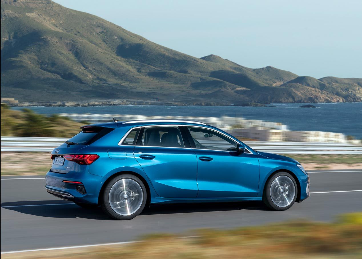 Audi A3 2020 frente a BMW Serie 1 y Mercedes Clase A, ¿quién gana a quién y en qué?
