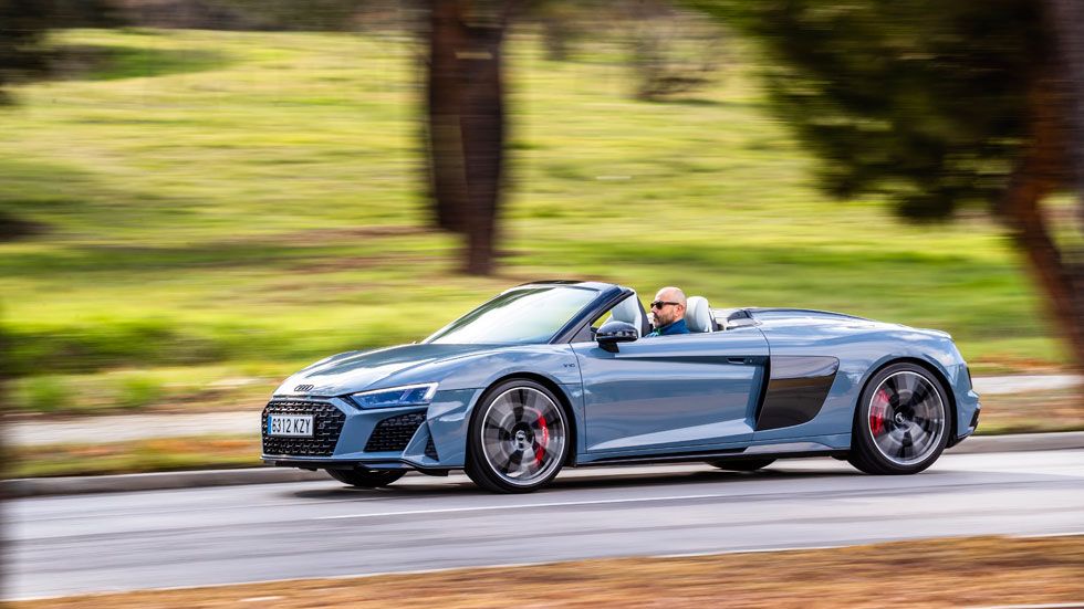 Audi R8 V10 Spyder: atmosférico, deportivo y descapotable… lo tiene todo