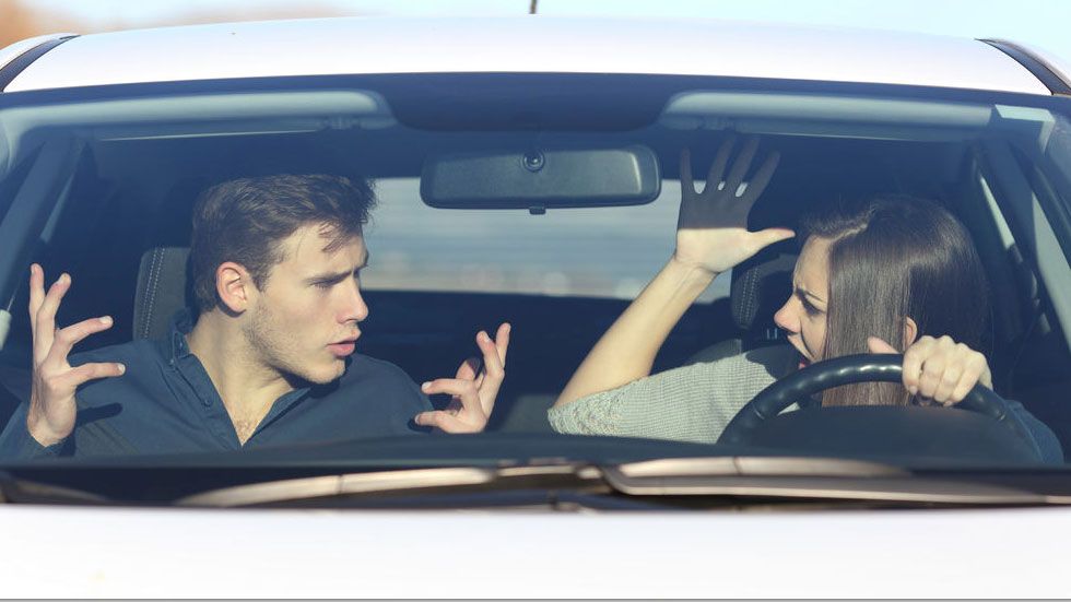 ¿Pueden ya ir 2 o más personas en un coche? ¿Cómo deben hacerlo?