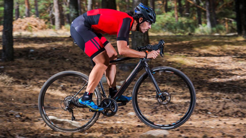 Detenido un hombre que salió en bici durante la cuarentena y quedó atrapado en un bosque