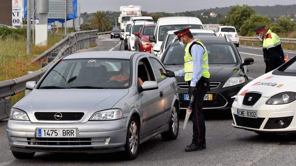 De 600 a 10.000 €: las multas más habituales que pone la policía en el estado de alarma