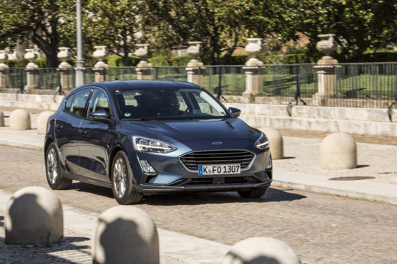Los 10 coches más vendidos durante el mes de abril