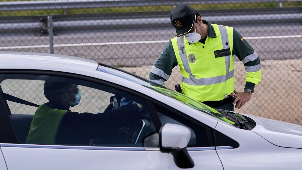 La DGT aclara el nuevo uso del coche y la moto: quiénes, cuántos y cómo pueden circular