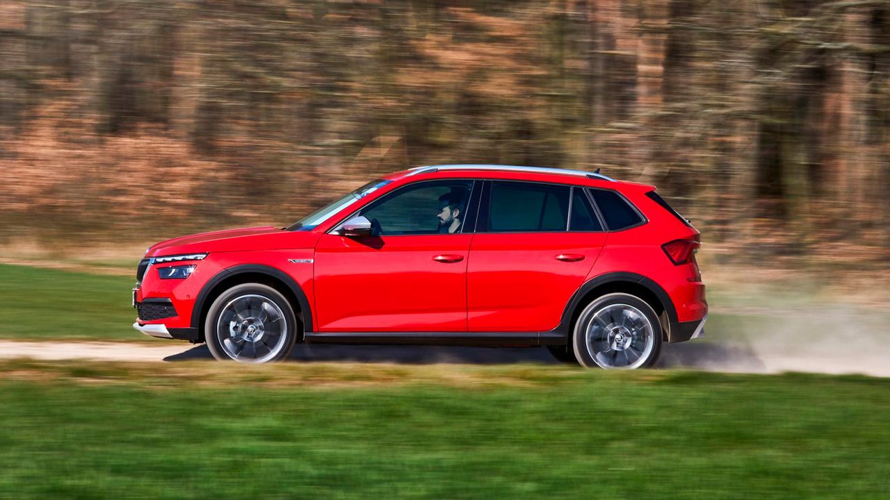El nuevo Skoda Kamiq Scoutline presenta una imagen más campera.