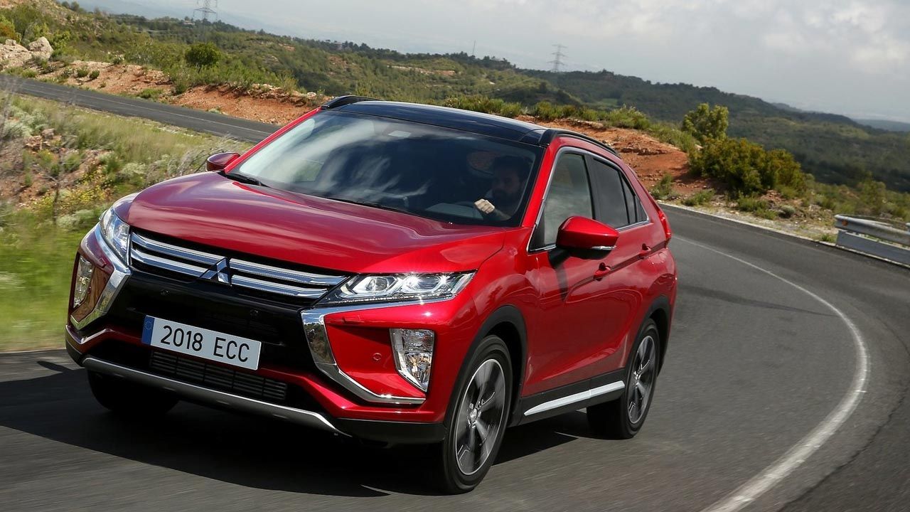 Mitsubishi Eclipse Cross Black Edition, más equipado y conectado
