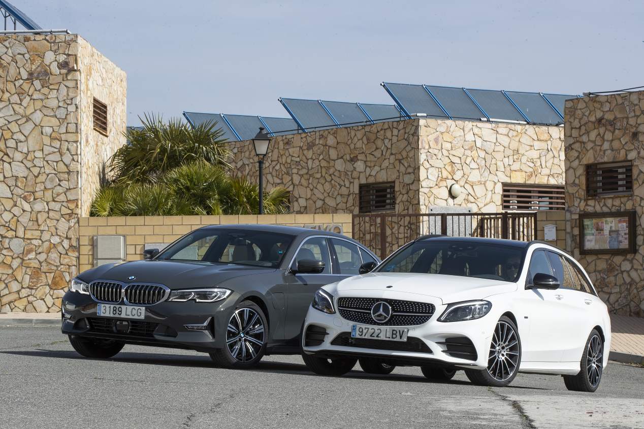 BMW 330e vs Mercedes C 300 de: duelo de berlinas híbridas enchufables