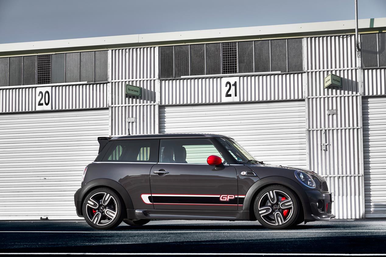 Mini John Cooper Works GP, tres generaciones de leyenda