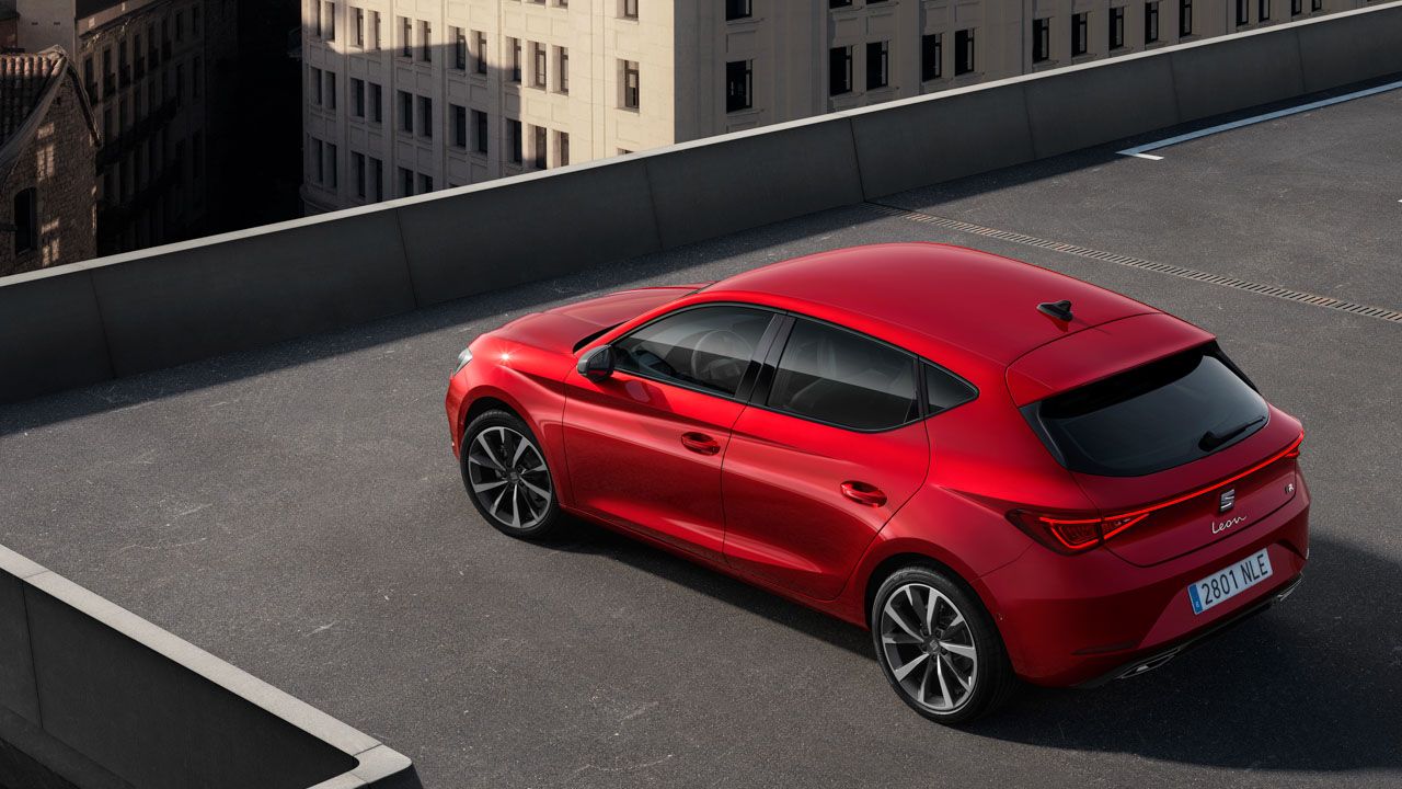 Audi A3, Seat León y VW Golf, la competencia está en casa