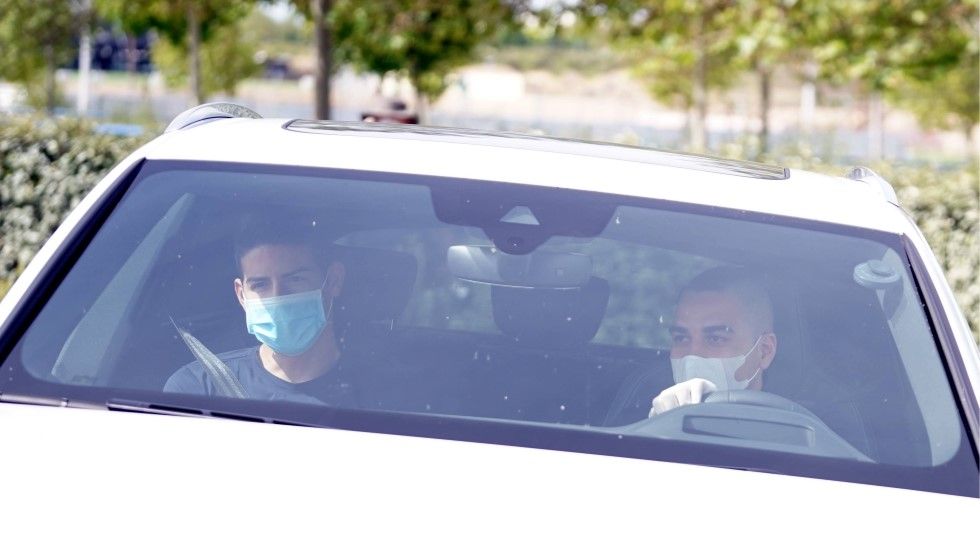 Cuántas personas exactamente pueden ir en un coche, y cómo, en las nuevas fases 1 y 2