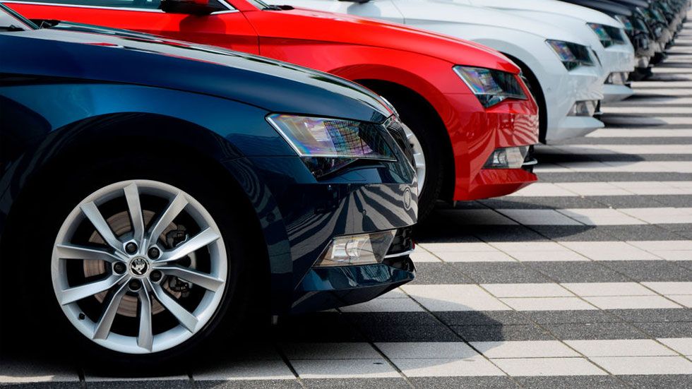 Todas las rebajas que llegan ya a los concesionarios de coches: ¡compra ahora!