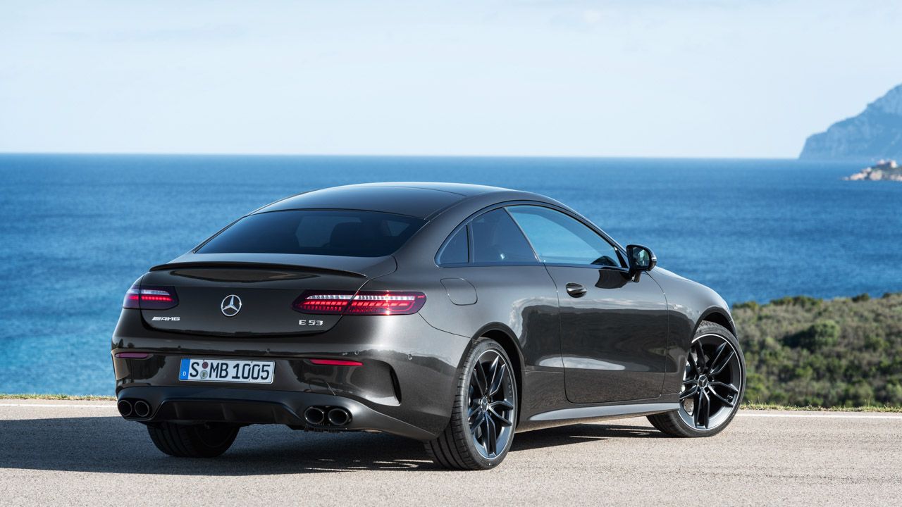 Los Mercedes E Coupé y E Cabriolet también se reestilizan al son de la renovada Clase E berlina 2020