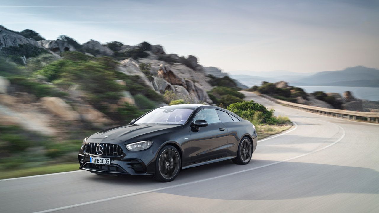 Los Mercedes E Coupé y E Cabriolet también se reestilizan al son de la renovada Clase E berlina 2020