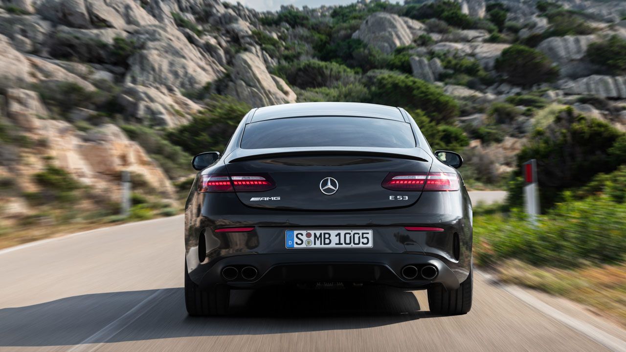 Los Mercedes E Coupé y E Cabriolet también se reestilizan al son de la renovada Clase E berlina 2020