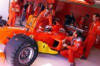 Ferrari domina los entrenamientos en Montmeló