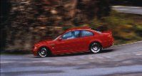 BMW M3, pegado al asfalto