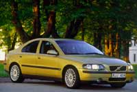 Volvo presenta el S 60