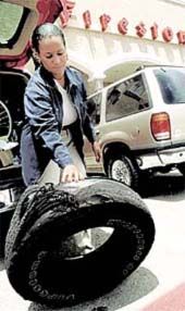 Firestone retirará voluntariamente 6,55 millones de neumáticos Firestone retirará voluntariamente 6,55 millones de neumáticos