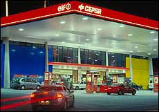 Cepsa vuelve a bajar el precio de gasolinas y gasóleos
