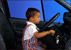 Un sensor avisará si nos olvidamos a un niño dentro del coche