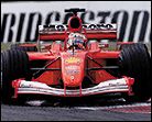 Schumacher registra mejores tiempos con el monoplaza antiguo