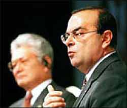 El presidente de Nissan dimitirá en 2005