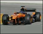 Arrows solicita los servicios de Alonso a Renault