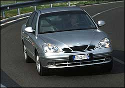Daewoo llamará a revisión 5.000 unidades del Nubira en España