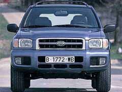 Nissan Pathfinder SE 3.3 V6 Nissan Pathfinder SE 3.3 V6