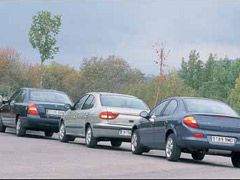 Chrysler Neon 1.6 LE / Hyundai Elantra 1.6 GLS / Renault Mégane 1.6 Classic