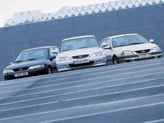 Honda Accord / Opel Vectra / Toyota Avensis Honda Accord / Opel Vectra / Toyota Avensis