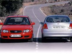 Toyota Corolla Coupé 1.4 16V Terra / Toyota Corolla Sport Familiar 1.6 16V Sol