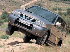 Nissan Terrano 3.0 DI Automático Elegance Nissan Terrano 3.0 DI Automático Elegance