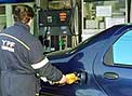 El Gobierno exige que las petroleras bajen el gasóleo