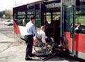Los autobuses no tratan bien a los discapacitados