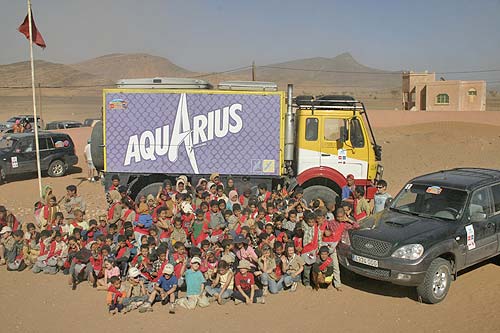 Autoverde 4x4, con los niños del desierto