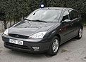 Un coche patrulla camuflado, arrollado Un coche patrulla camuflado, arrollado