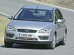 Ford Focus 2.0i Ghia 4p